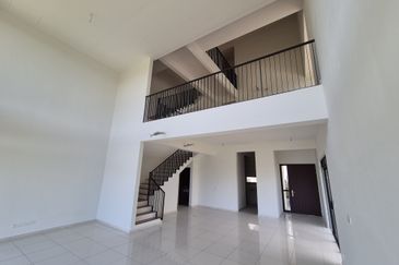 Alstonia Hilltop Bukit Raham Putra