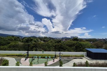 Alstonia Hilltop Bukit Raham Putra