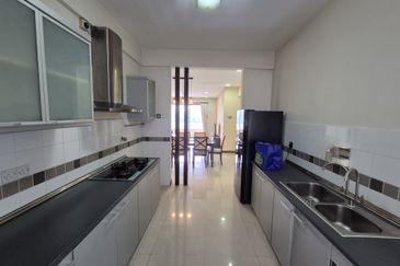 Desa ParkCity (Nadia Parkfront Condominium)