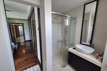 Desa ParkCity (Nadia Parkfront Condominium)