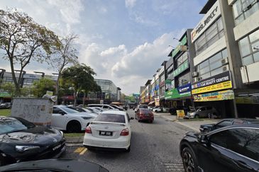 The Trillium @Lake Fields