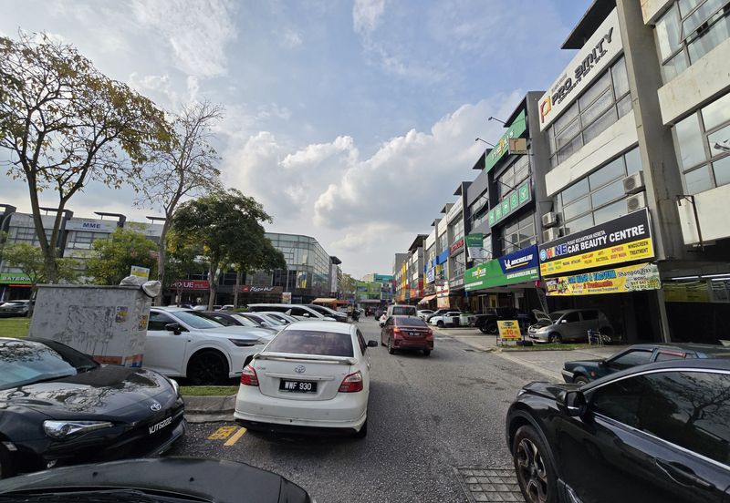 The Trillium @Lake Fields