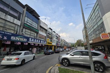 The Trillium @Lake Fields