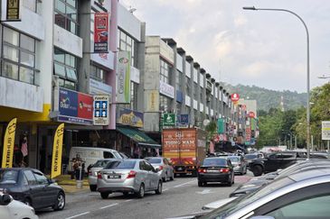 The Trillium @Lake Fields
