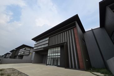 Elmina Business Park