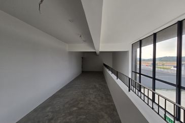 Elmina Business Park