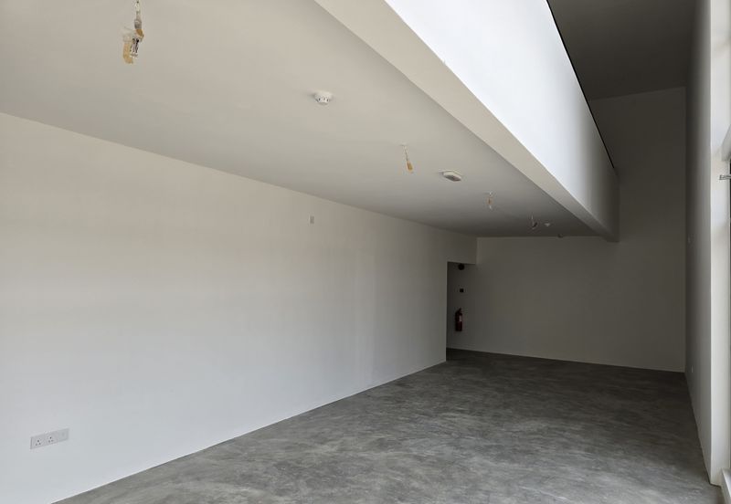 Elmina Business Park