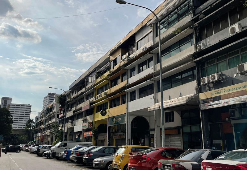 5.5 storey shop for sale at Jalan Sultan Azlan Shah, Kuala Lumpur.  