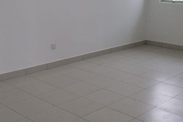 Double Storey Corner Lot for Sale Bandar Hillpark, Puncak Alam