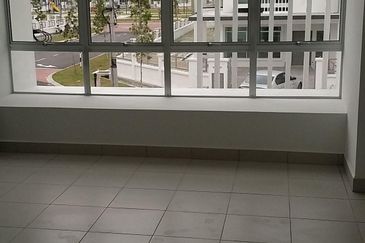 Double Storey Corner Lot for Sale Bandar Hillpark, Puncak Alam