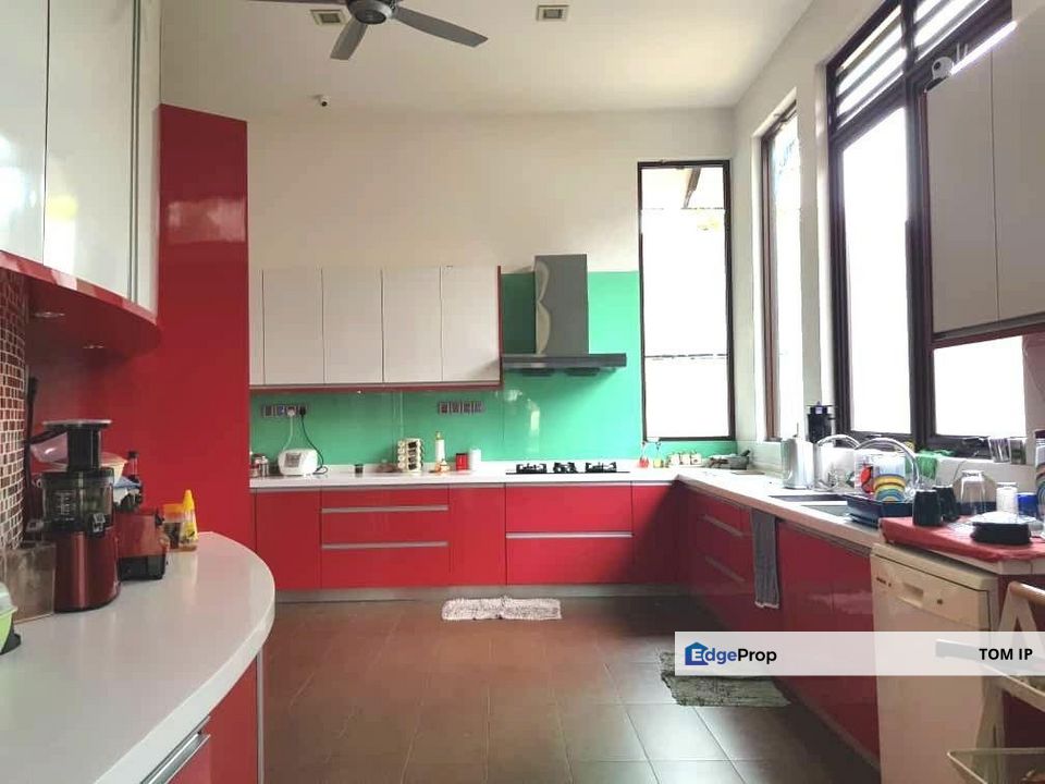 Bukit Pantai (Pantai Hill), Kuala Lumpur, Pantai