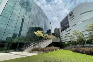 Menara EcoWorld (The Stride Strata Office @ BBCC)