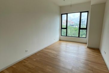 Residensi Solaris Parq