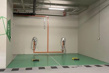 The MET Corporate Towers