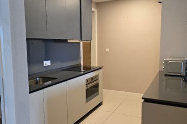 Aria Luxury Residence