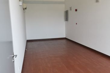 Semi Detached Factory For Sale at Sungai Buloh, Elmina Business Park