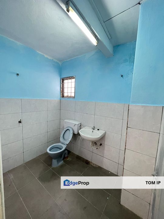 House For Sale in Taman Sri Bintang Kepong, Kuala Lumpur, Segambut