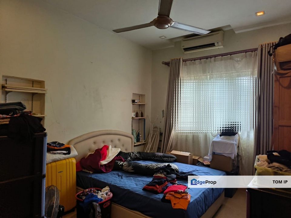 Corner Lot, Fully Renovated House For Sale in Kepong Baru, Kuala Lumpur, Kepong