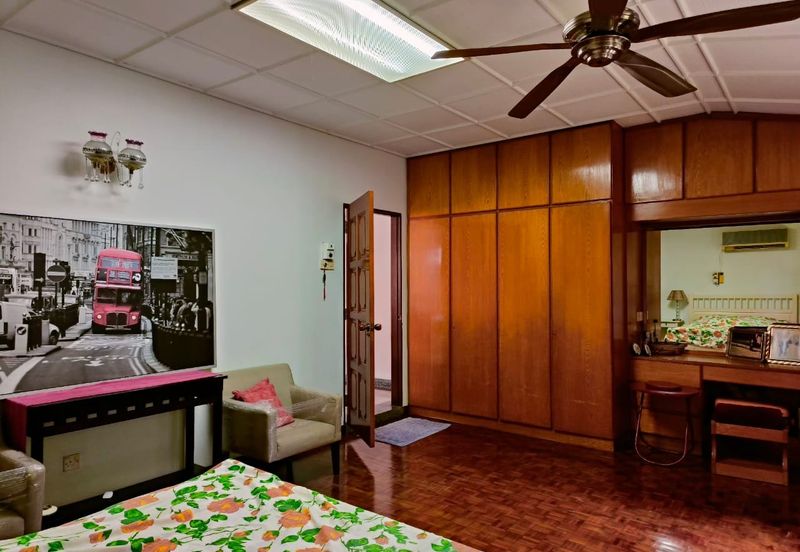 Taman Million (Million Garden)