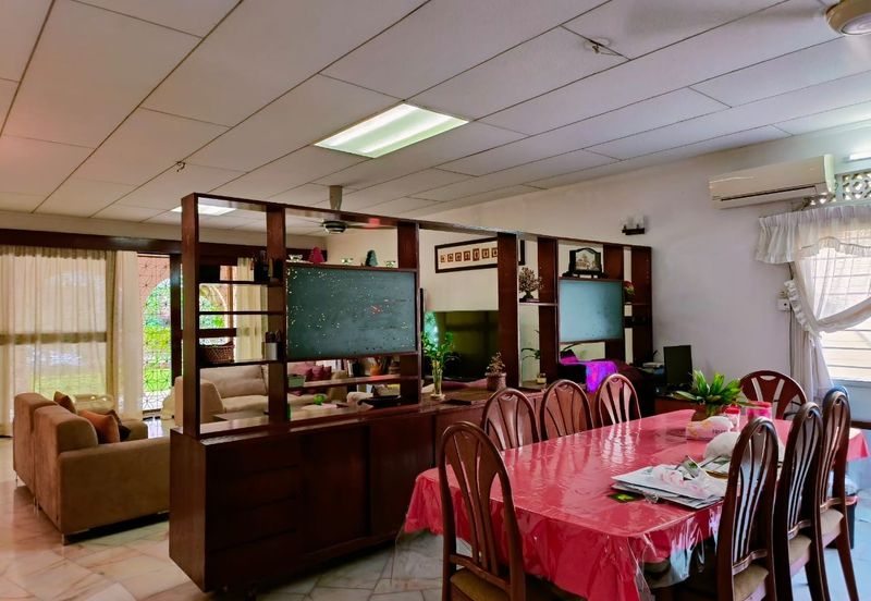 Taman Million (Million Garden)