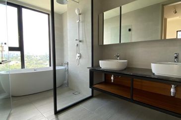 Residensi Solaris Parq