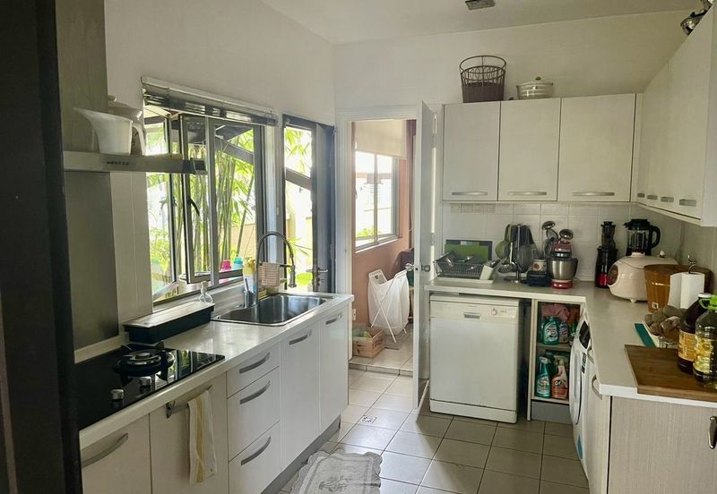 Changkat Kiara Surya