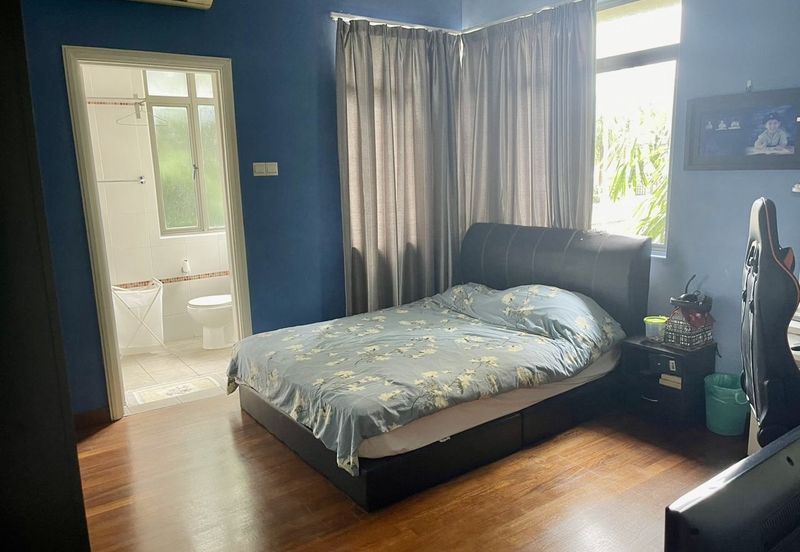 Changkat Kiara Surya