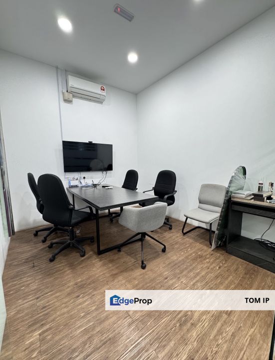 Petaling Jaya Kota Damansara Corner Shop For Sale, Selangor, Petaling Jaya