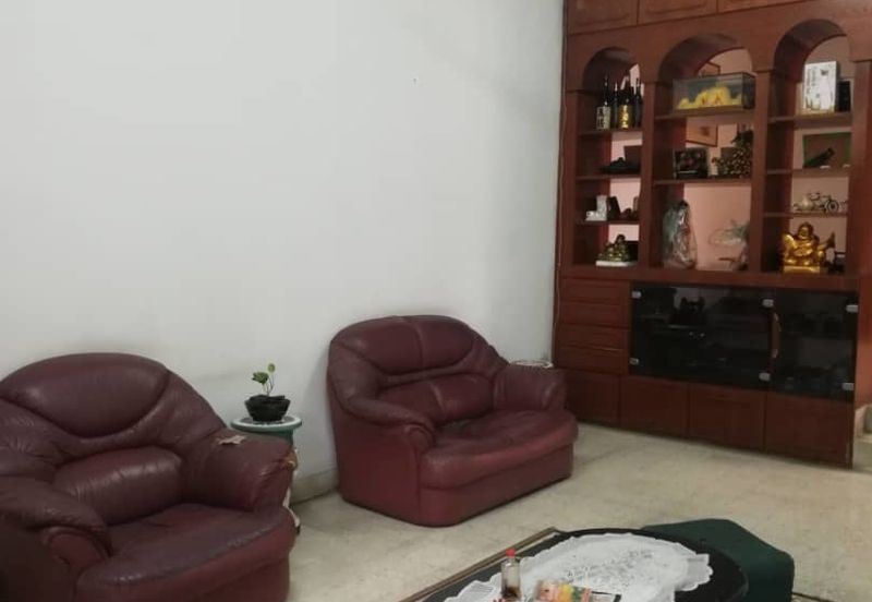 Taman Bukit Maluri, Kepong Single Story Corner Lo