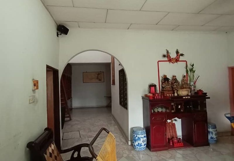 Taman Bukit Maluri, Kepong Single Story Corner Lo