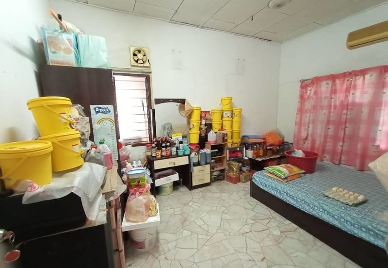 Taman Bukit Maluri, Kepong Single Story Corner Lo