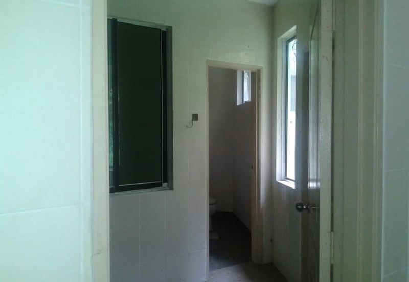 SD 7 Bandar Sri Damansara Two And Half Storey Corner House For Sale