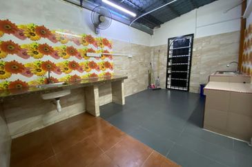 Bandar Menjalara (Desa Seri Mahkota)