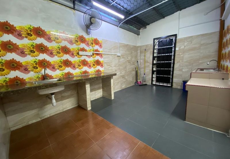 Bandar Menjalara (Desa Seri Mahkota)