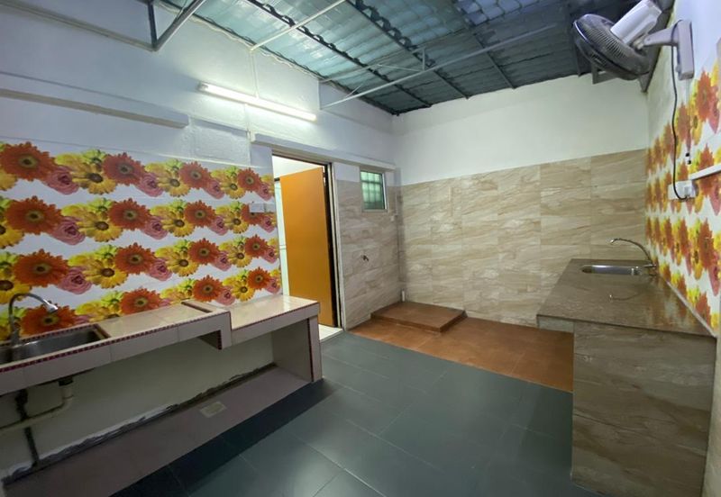 Bandar Menjalara (Desa Seri Mahkota)