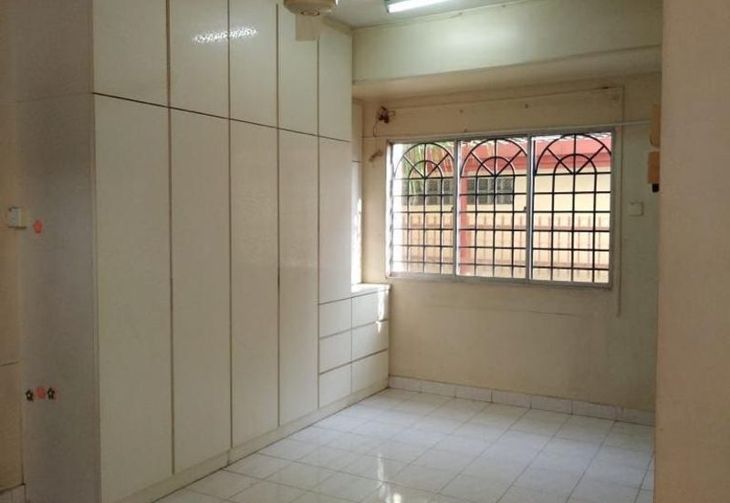 Taman Kepong (Kepong Garden)