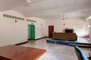 Taman Million (Million Garden)