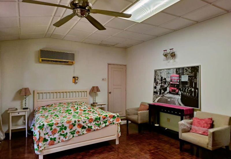 Taman Million (Million Garden)