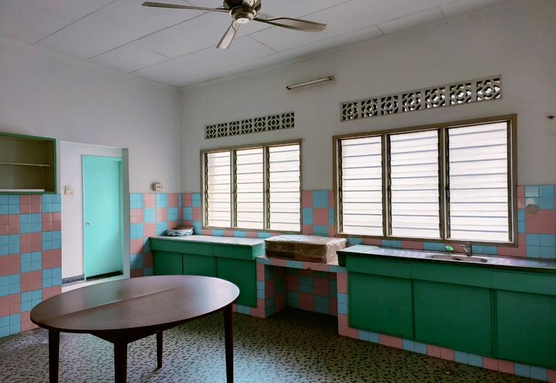 Taman Million (Million Garden)