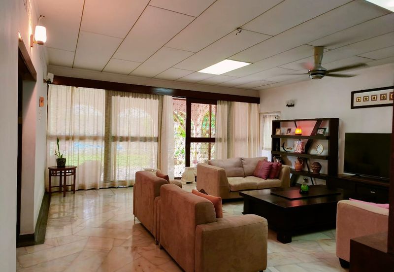 Taman Million (Million Garden)