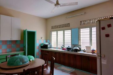 Taman Million (Million Garden)