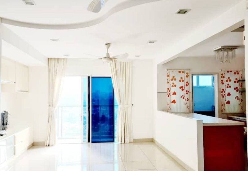 First Residence (Residensi Unggul)