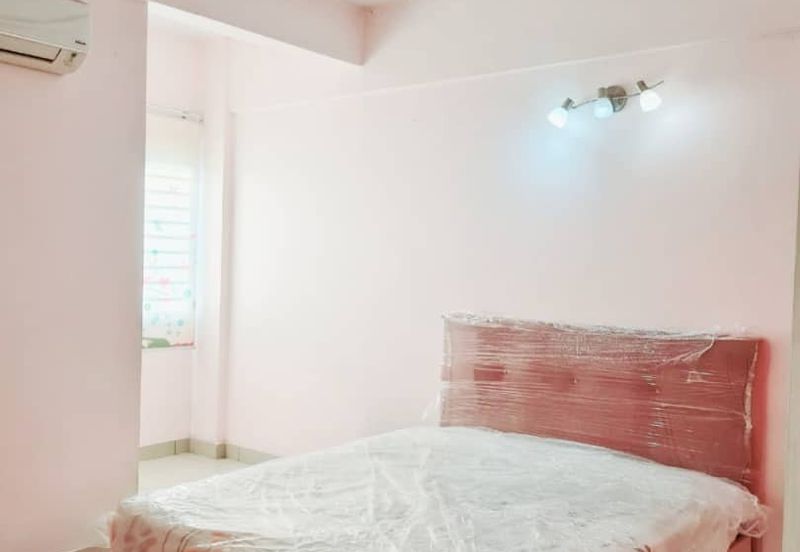 First Residence (Residensi Unggul)