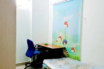 First Residence (Residensi Unggul)