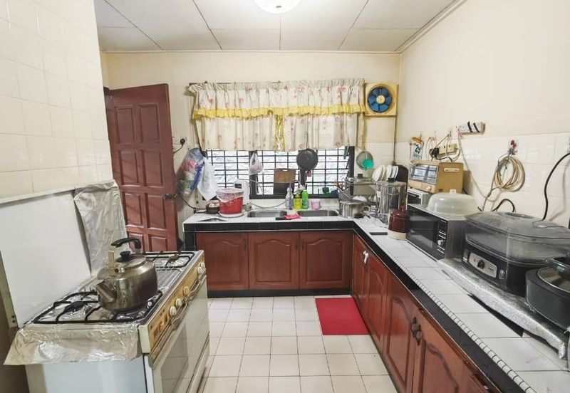 Bandar Menjalara (Desa Seri Mahkota)