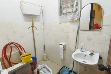 Bandar Menjalara (Desa Seri Mahkota)