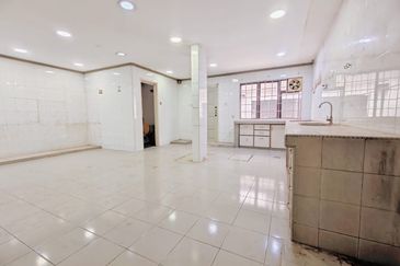 Bandar Menjalara (Desa Seri Mahkota)