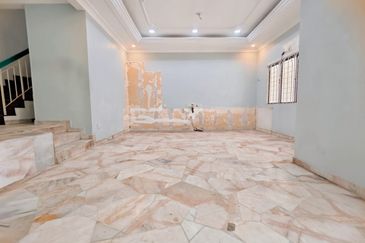 Bandar Menjalara (Desa Seri Mahkota)