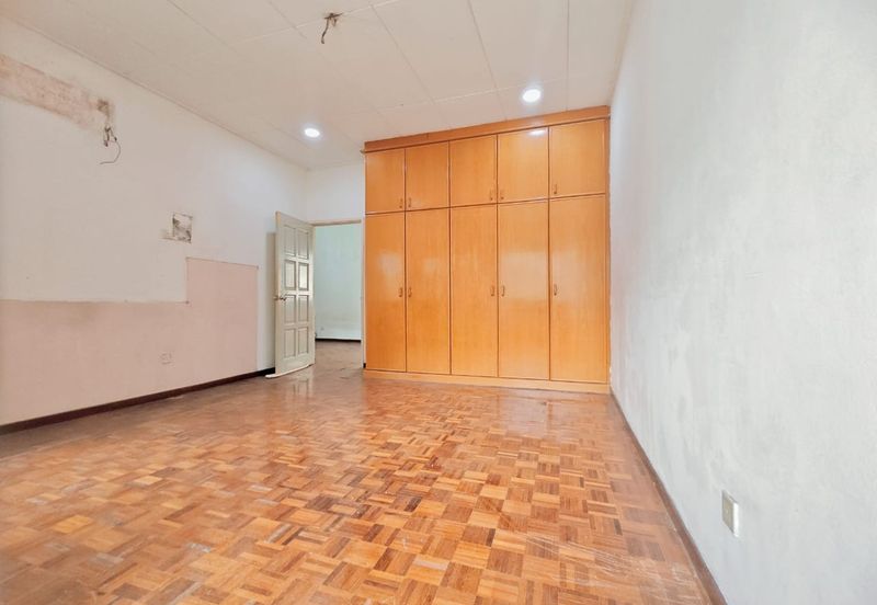 Bandar Menjalara (Desa Seri Mahkota)