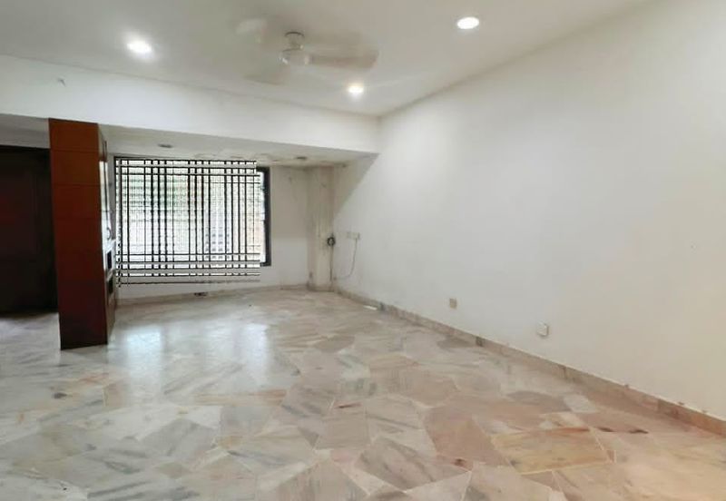 Bandar Menjalara (Desa Seri Mahkota)